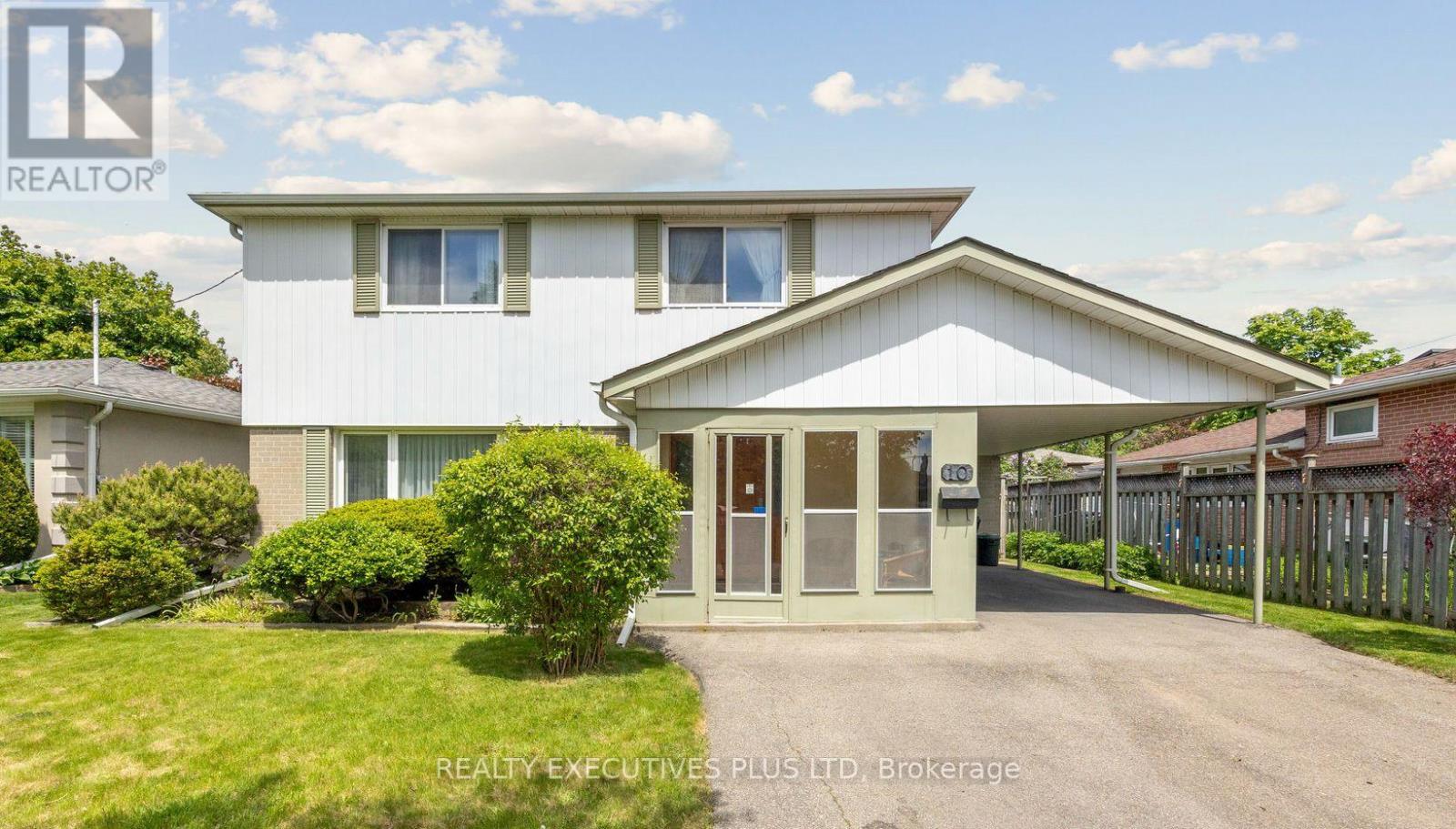 Property at 10 PERGOLA ROAD image 1