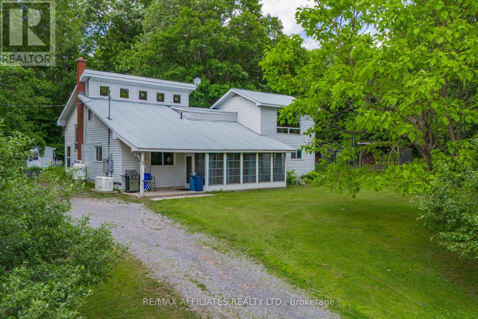 1655 Old Perth Road, Mississippi Mills, Ontario  K0A 1A0 - Photo 5 - X12243549