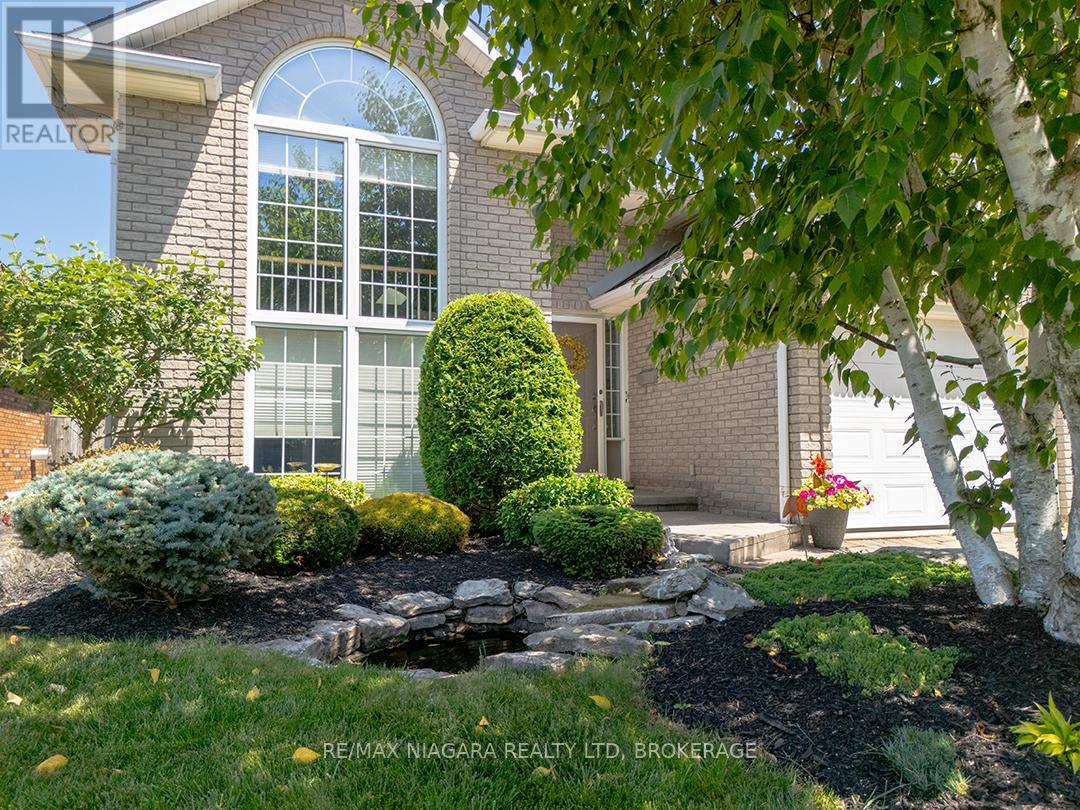 Property at 19 BARTOK CRESCENT image 2