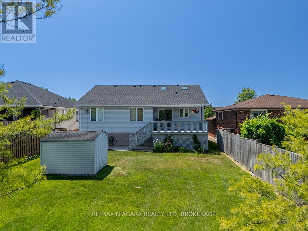 Property at 19 BARTOK CRESCENT image 5