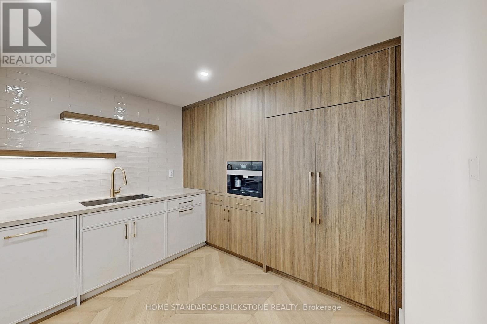 1009 - 110 Bloor Street W, Toronto, Ontario  M5S 2W7 - Photo 12 - C12243567