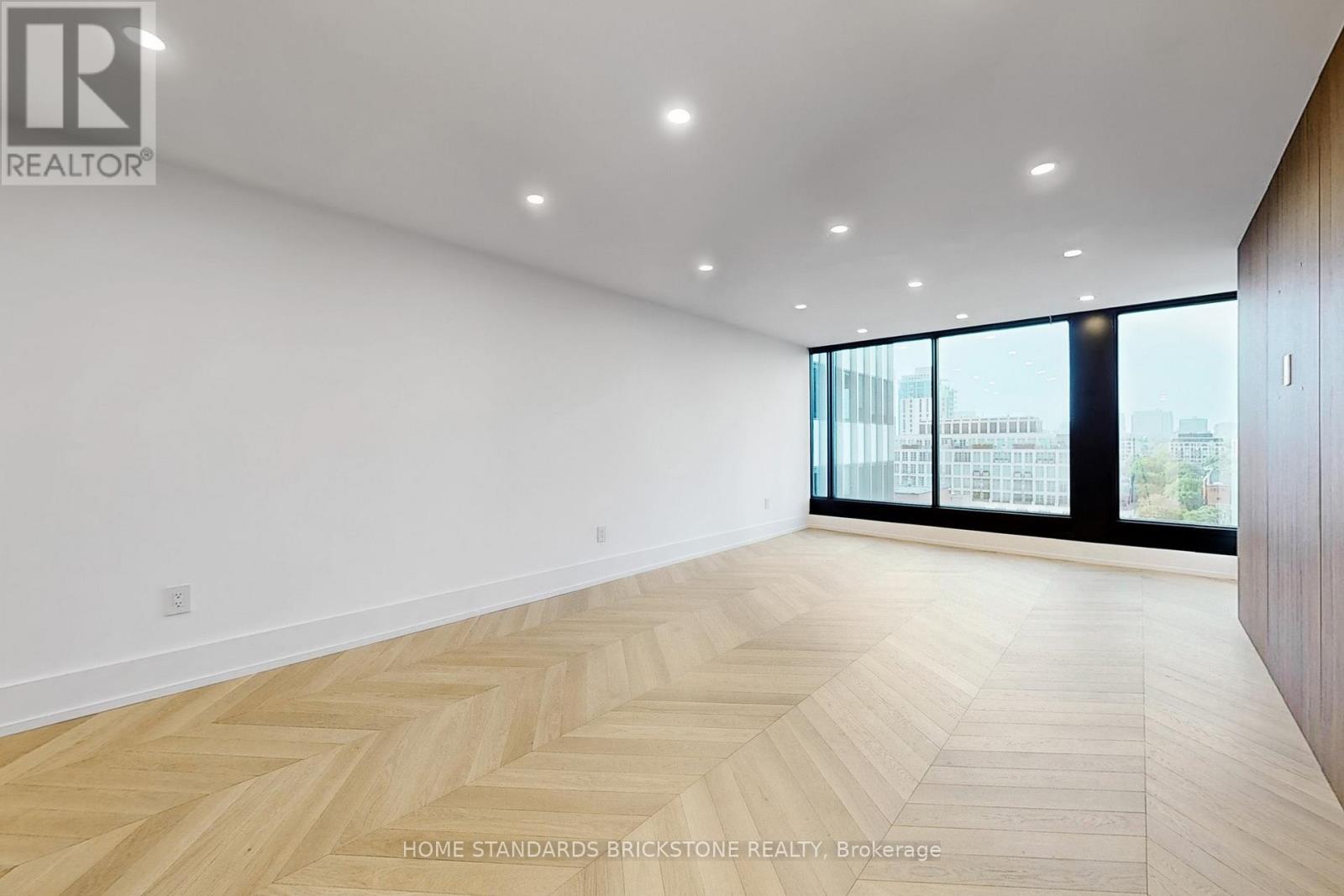 1009 - 110 Bloor Street W, Toronto, Ontario  M5S 2W7 - Photo 16 - C12243567