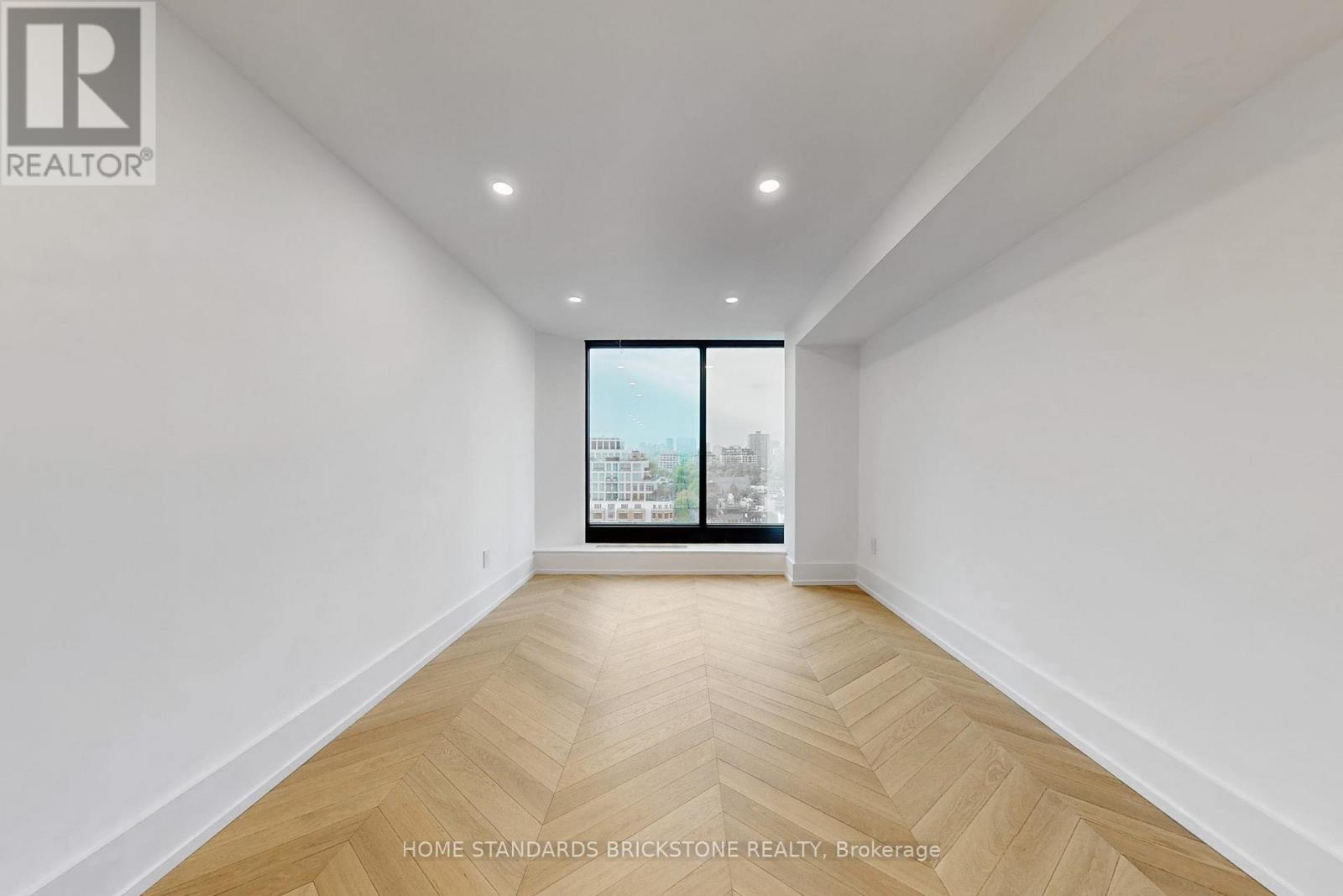 1009 - 110 Bloor Street W, Toronto, Ontario  M5S 2W7 - Photo 27 - C12243567