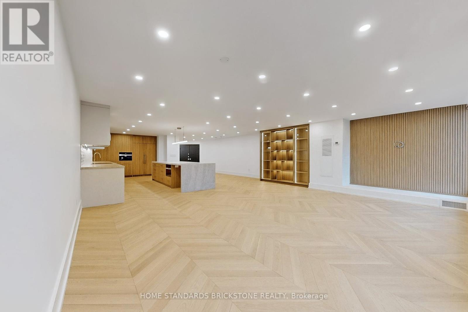 1009 - 110 Bloor Street W, Toronto, Ontario  M5S 2W7 - Photo 6 - C12243567