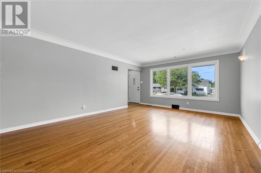 Property at 87 HOMEWOOD Avenue image 3