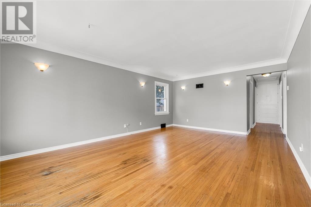 Property at 87 HOMEWOOD Avenue image 4