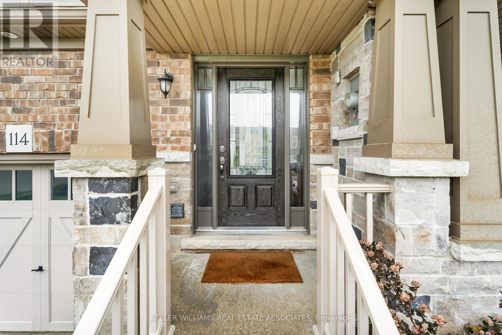 114 Winterton Court, Orangeville, Ontario  L9W 5H8 - Photo 5 - W12243569