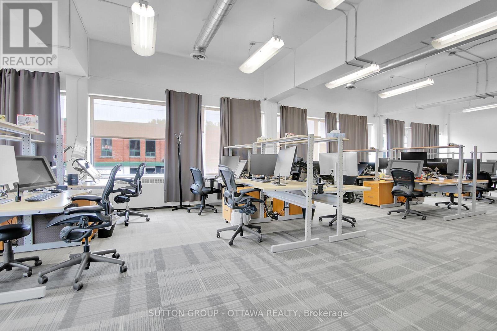 200 - 981 Wellington Street, Ottawa, Ontario  K1Y 2Y1 - Photo 4 - X12243589