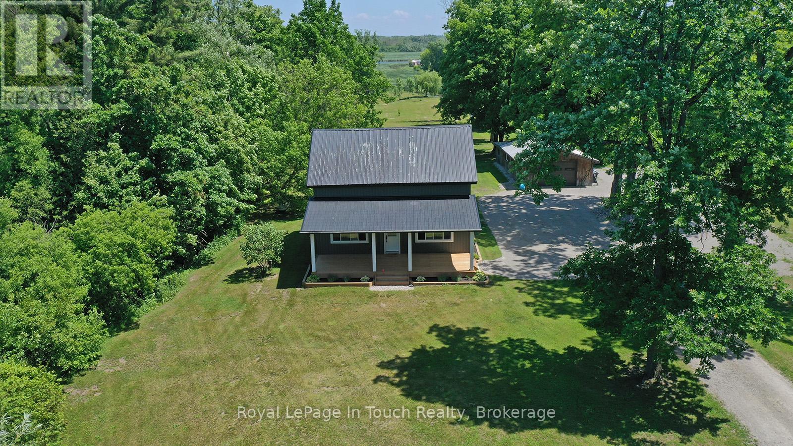 Property at 3010 MATCHEDASH STREET image 2