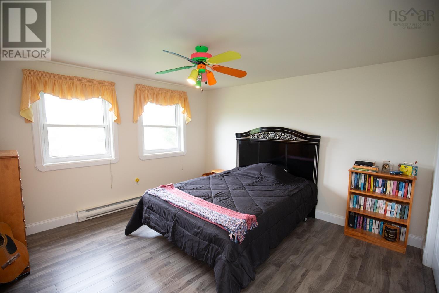 489 Salmon River Road, Valley, Nova Scotia  B6L 4E7 - Photo 21 - 202514894