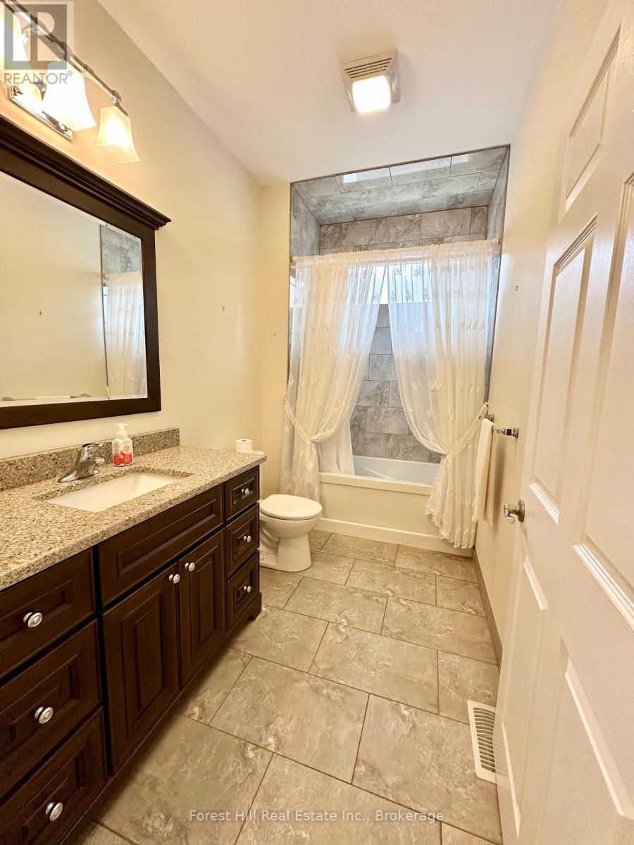 473 Carmichael Drive, North Bay, Ontario  P1B 8G2 - Photo 21 - X12243579