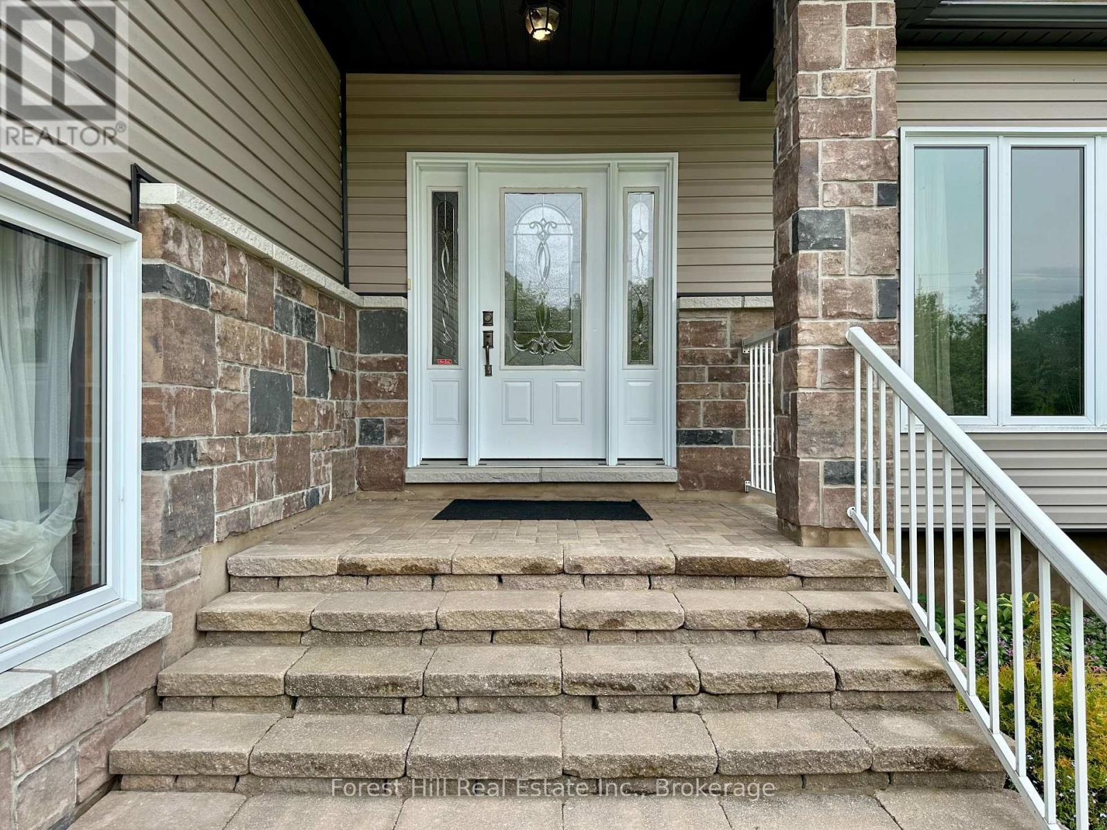 Property at 473 CARMICHAEL DRIVE image 4