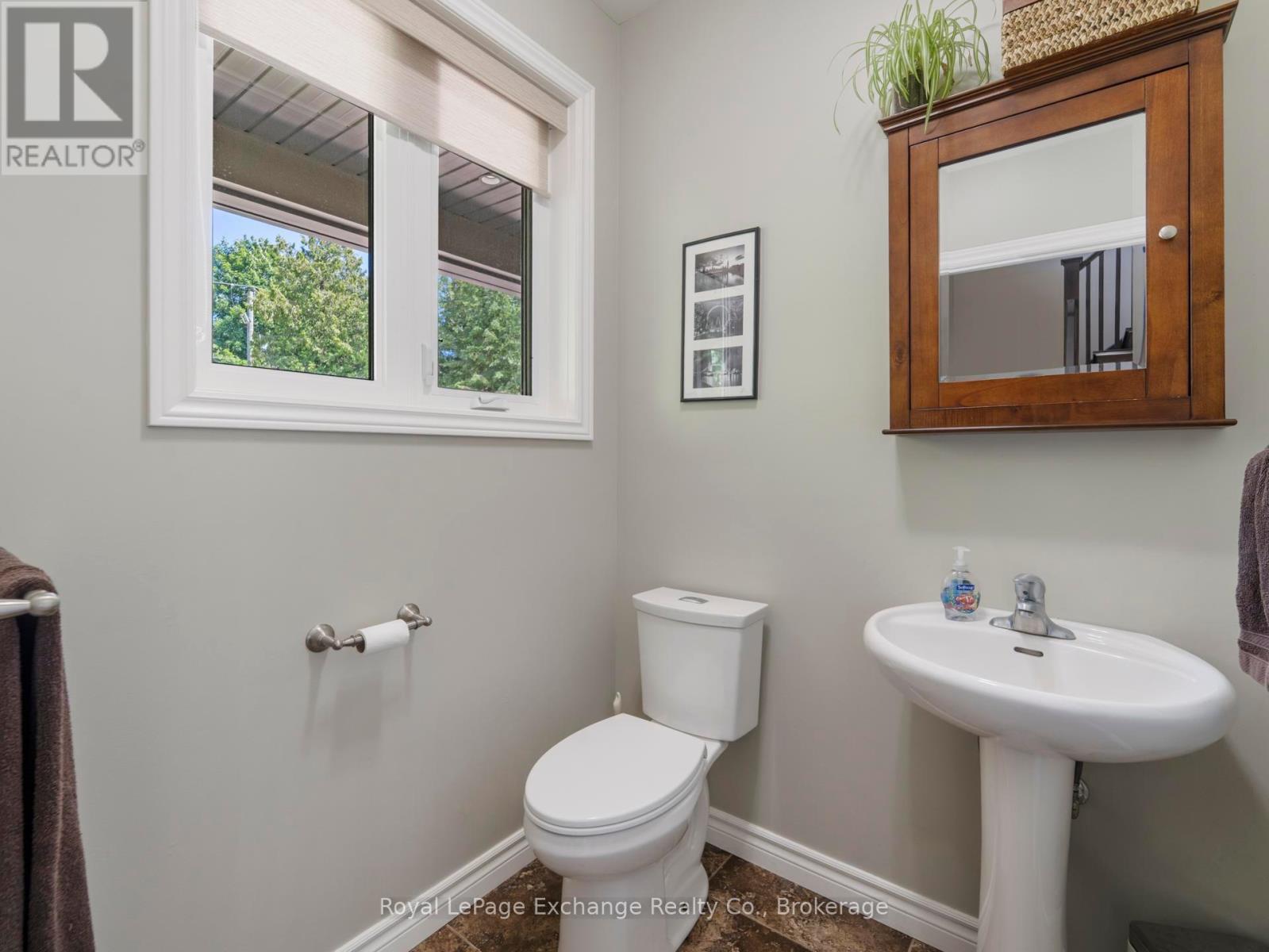 14 Kuehner Street, Kincardine, Ontario  N0G 2T0 - Photo 20 - X12243596