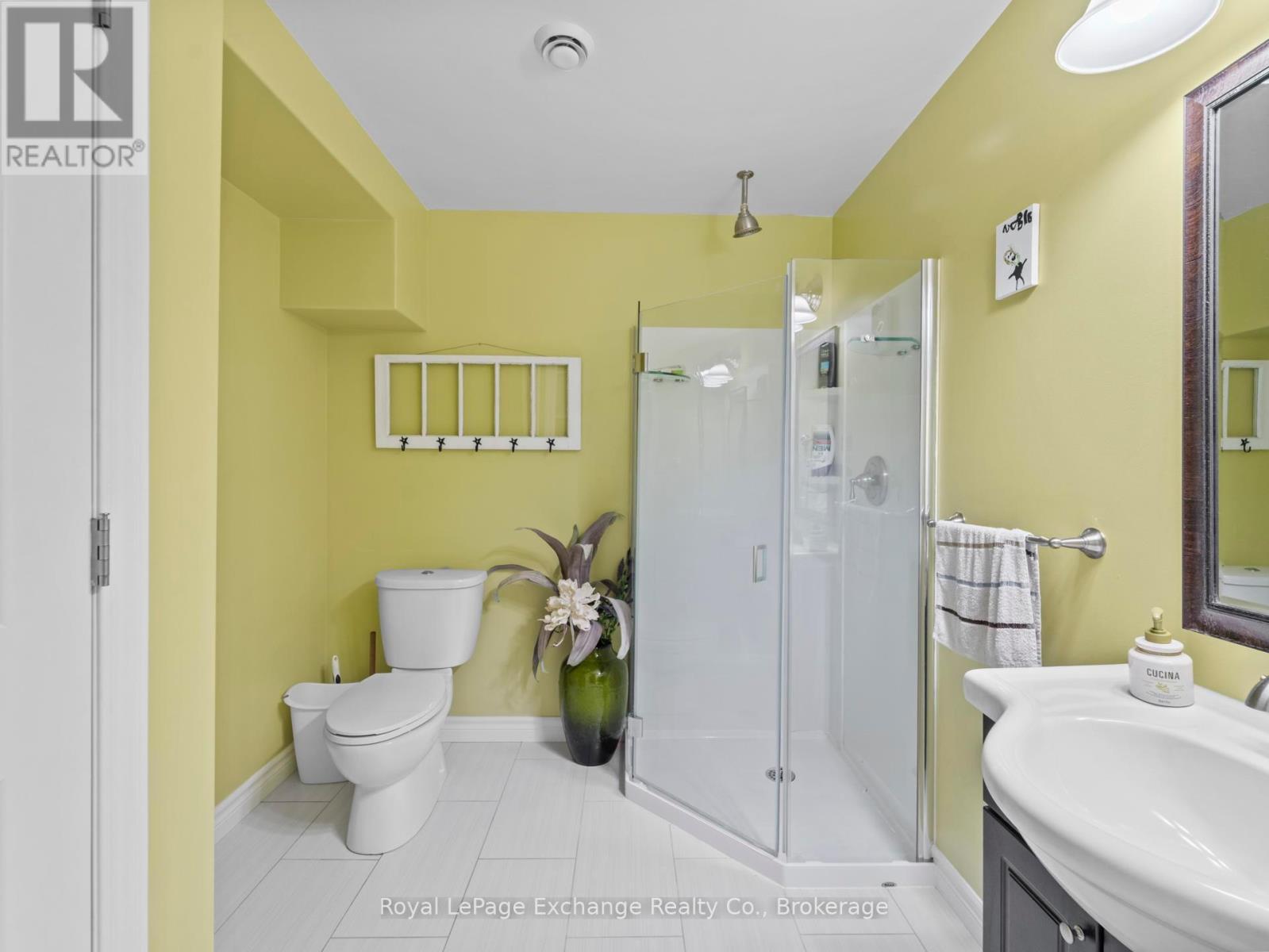14 Kuehner Street, Kincardine, Ontario  N0G 2T0 - Photo 41 - X12243596