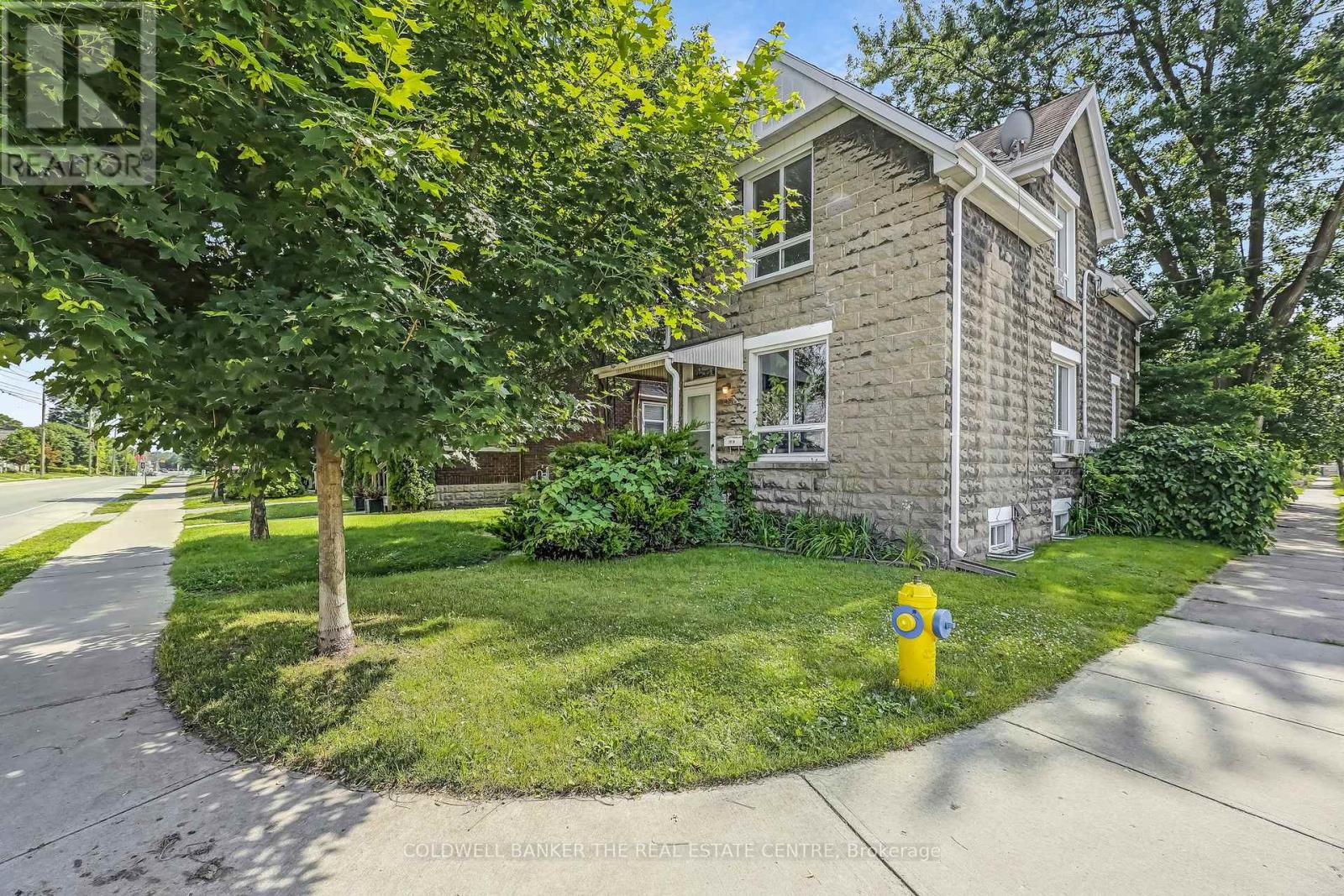 281 Egerton Street, London East (East L), Ontario  N5Z 2H1 - Photo 1 - X12243385