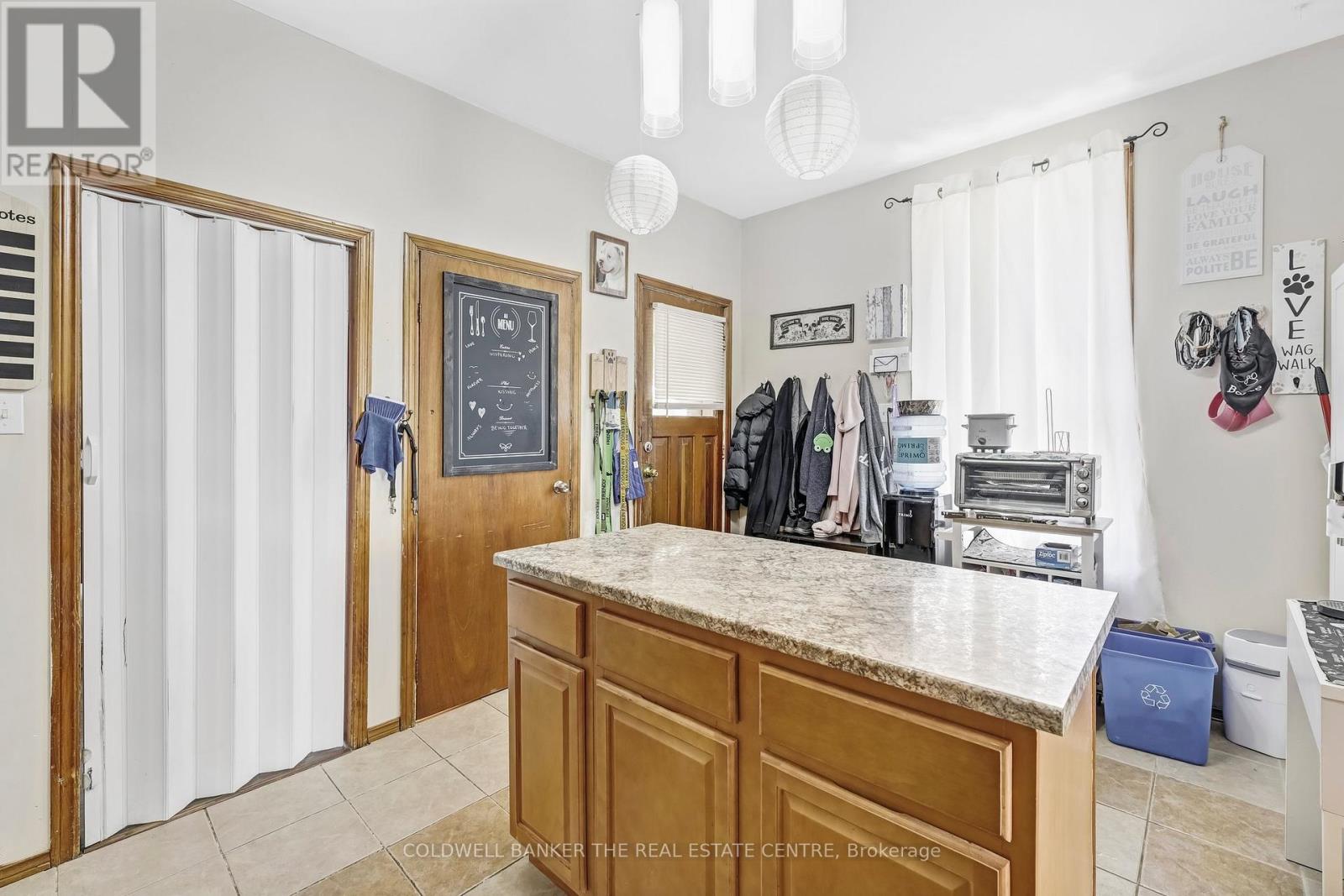 281 Egerton Street, London East (East L), Ontario  N5Z 2H1 - Photo 13 - X12243385