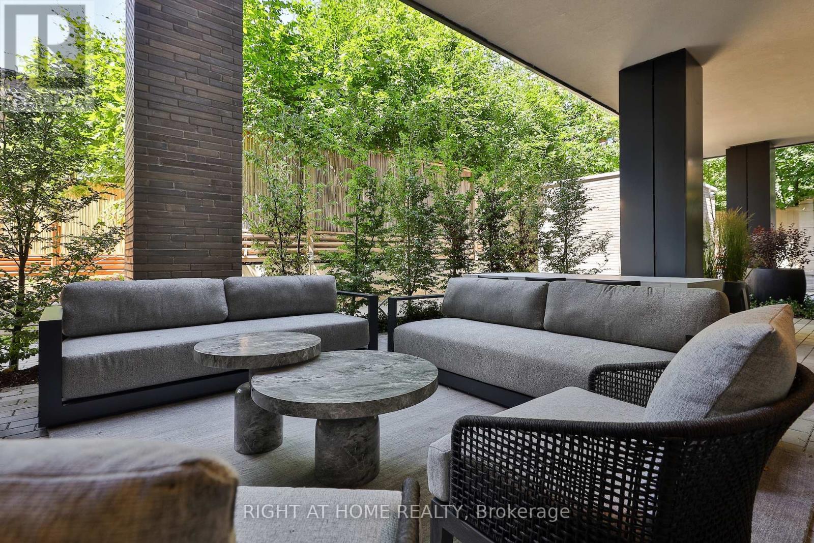 Garden Home 2 - 10 Prince Arthur Avenue, Toronto, Ontario  M5R 1A9 - Photo 10 - C12243593