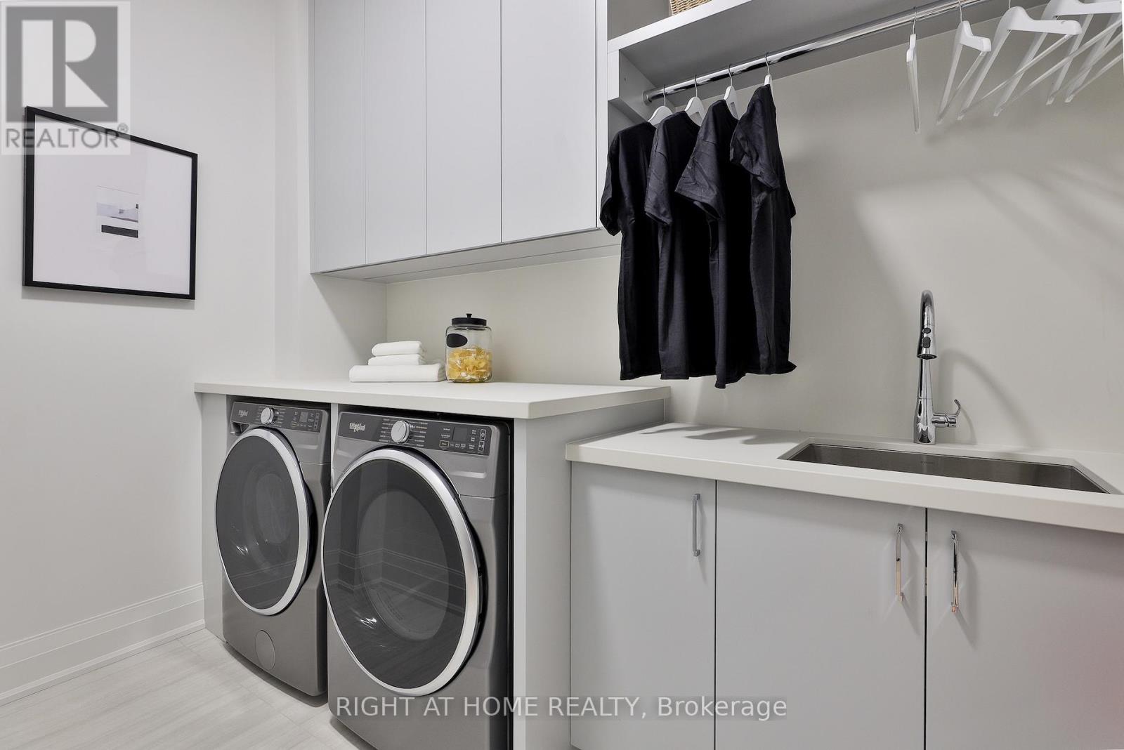 Garden Home 2 - 10 Prince Arthur Avenue, Toronto, Ontario  M5R 1A9 - Photo 38 - C12243593