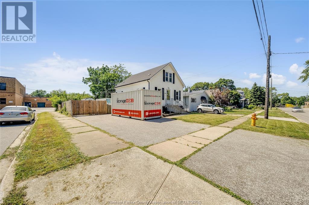 Property at 1245 POISSON image 3