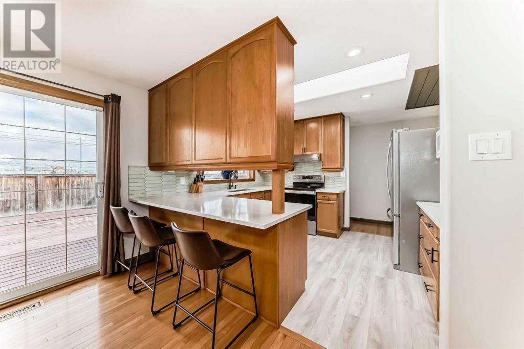 Property at 5340 Lakeview Drive SW image 4