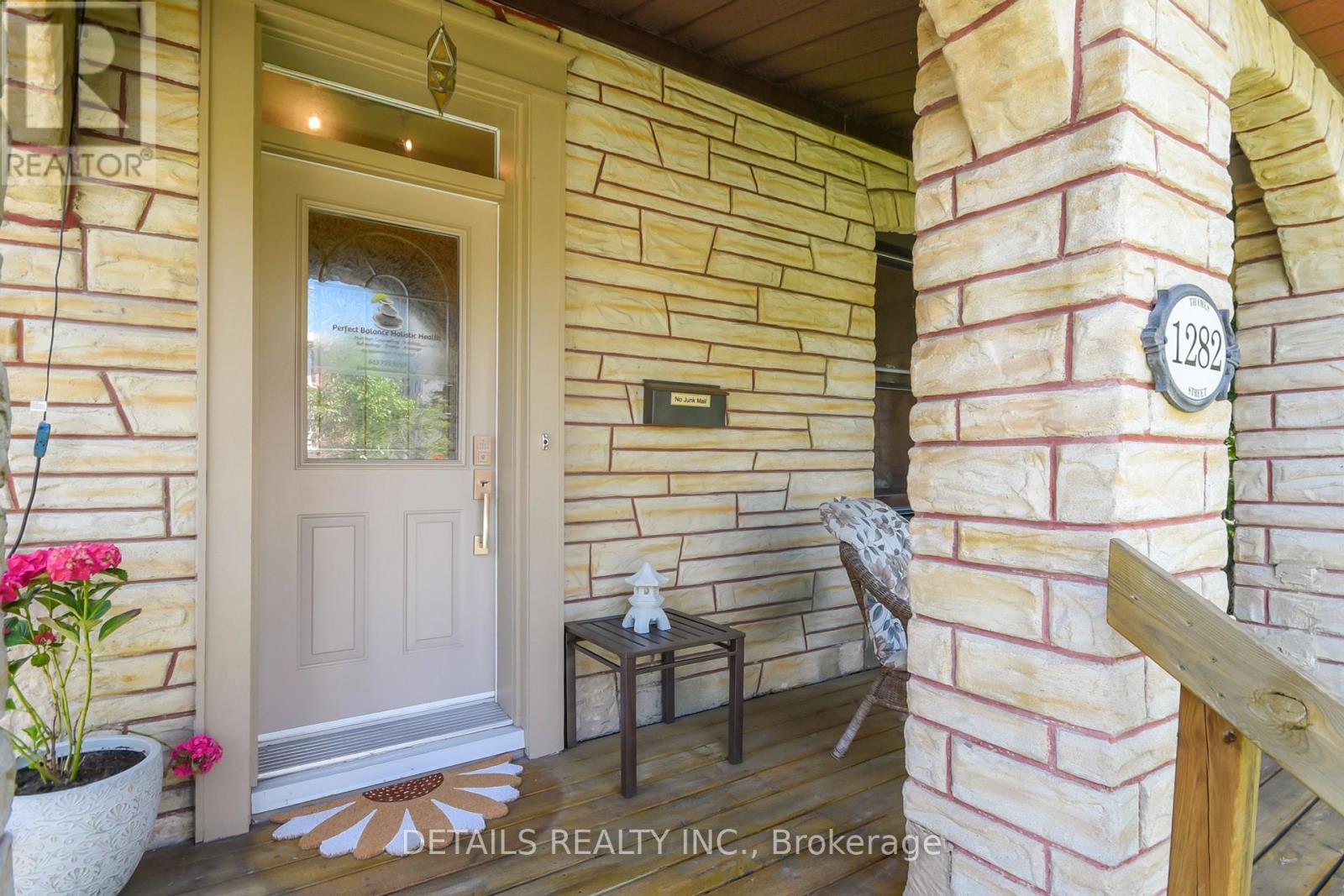 Property at 1282 THAMES STREET image 2
