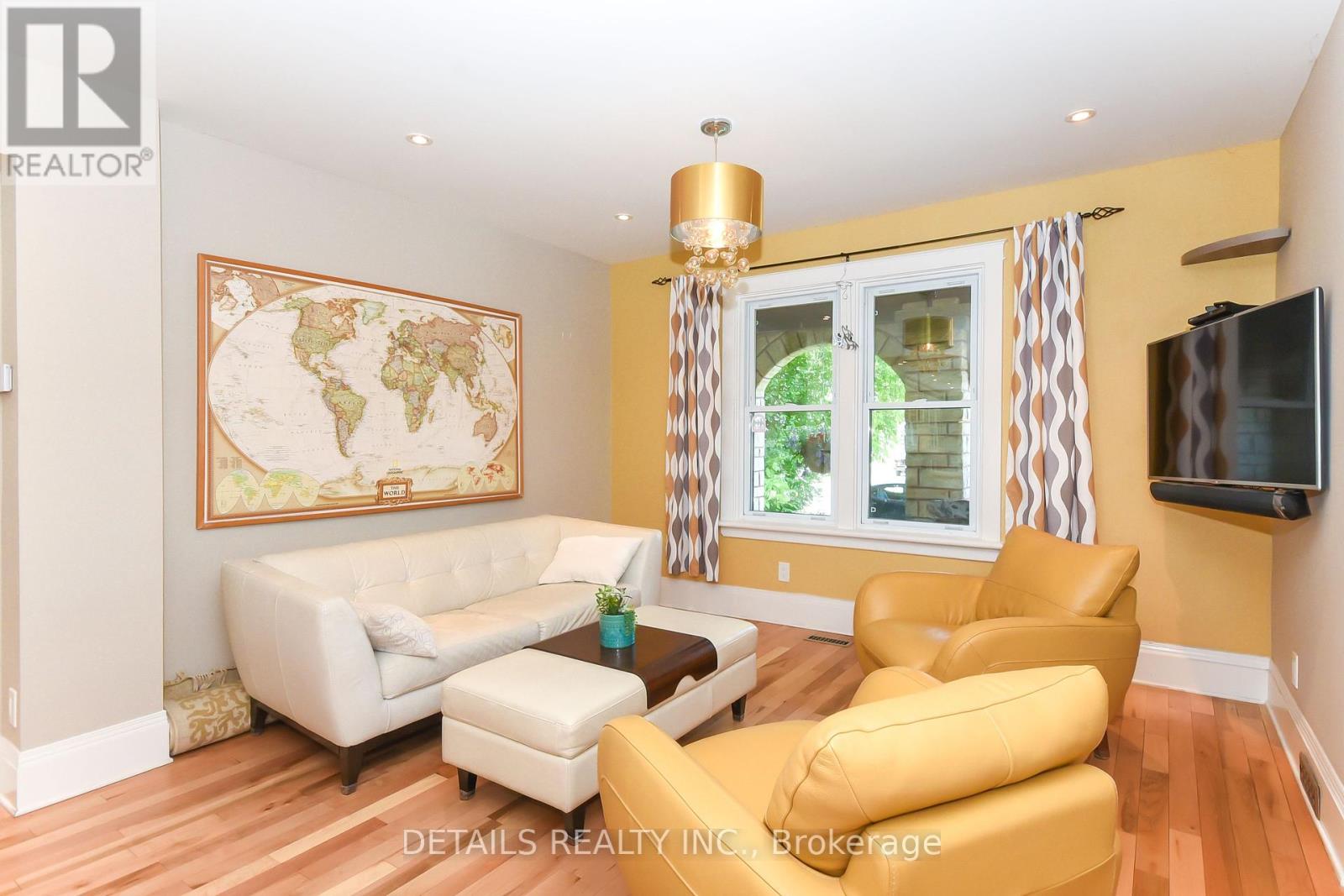 Property at 1282 THAMES STREET image 5