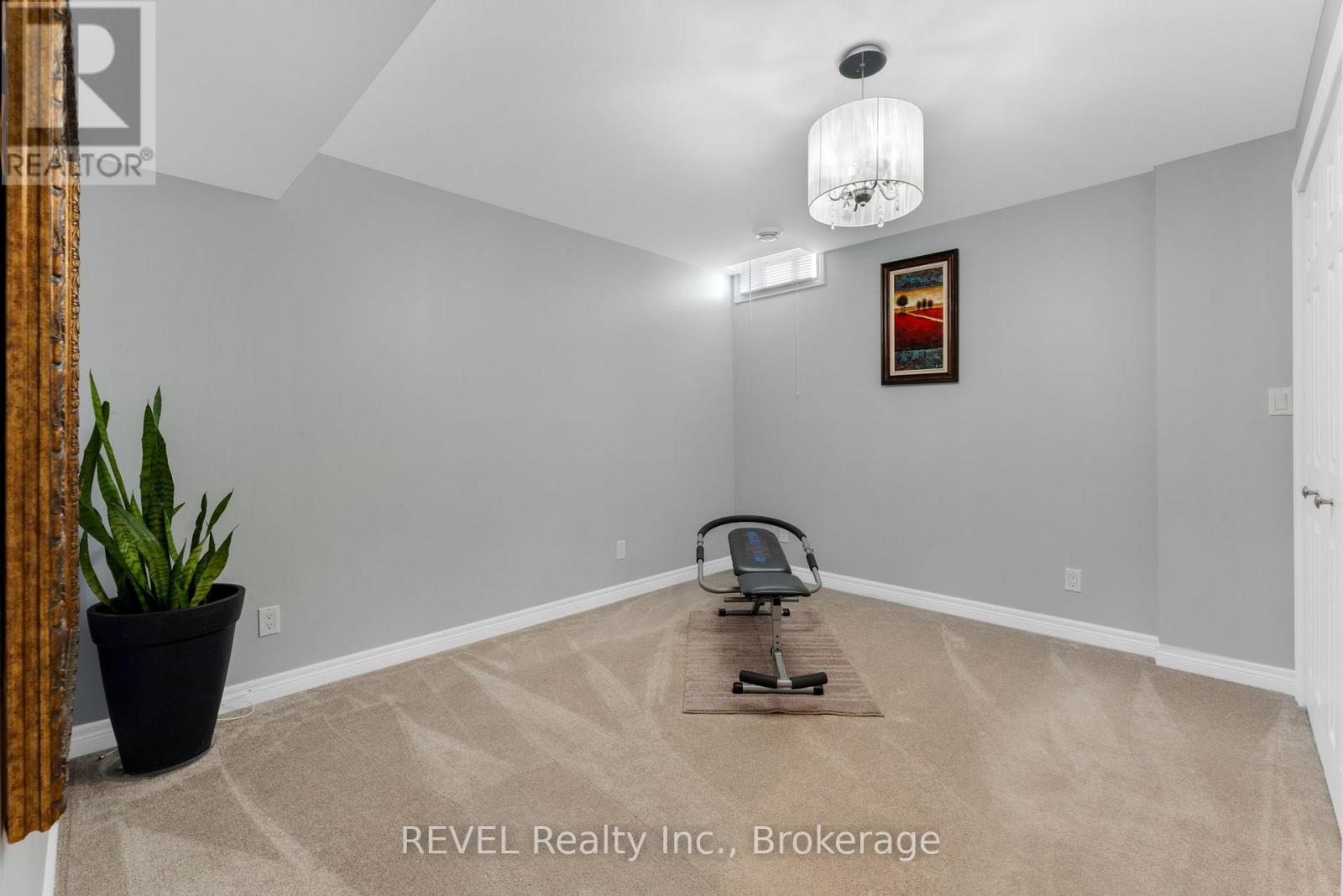 181 Hetram Court, Fort Erie, Ontario  L0S 1B0 - Photo 33 - X12243659