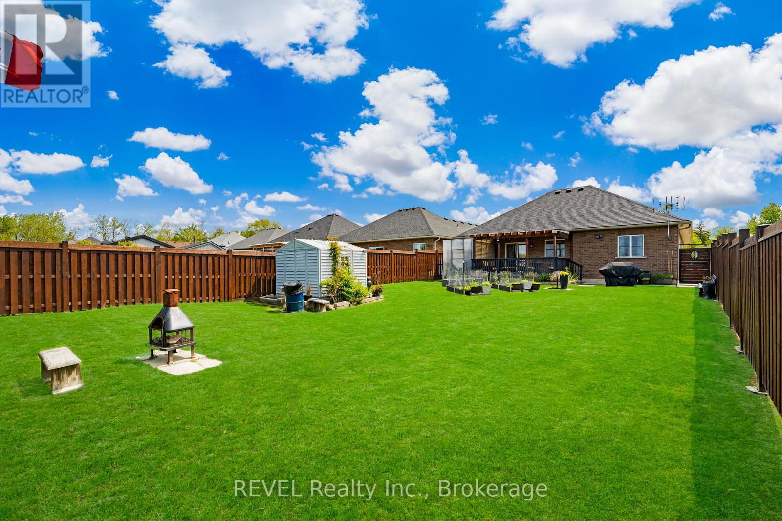 181 Hetram Court, Fort Erie, Ontario  L0S 1B0 - Photo 40 - X12243659