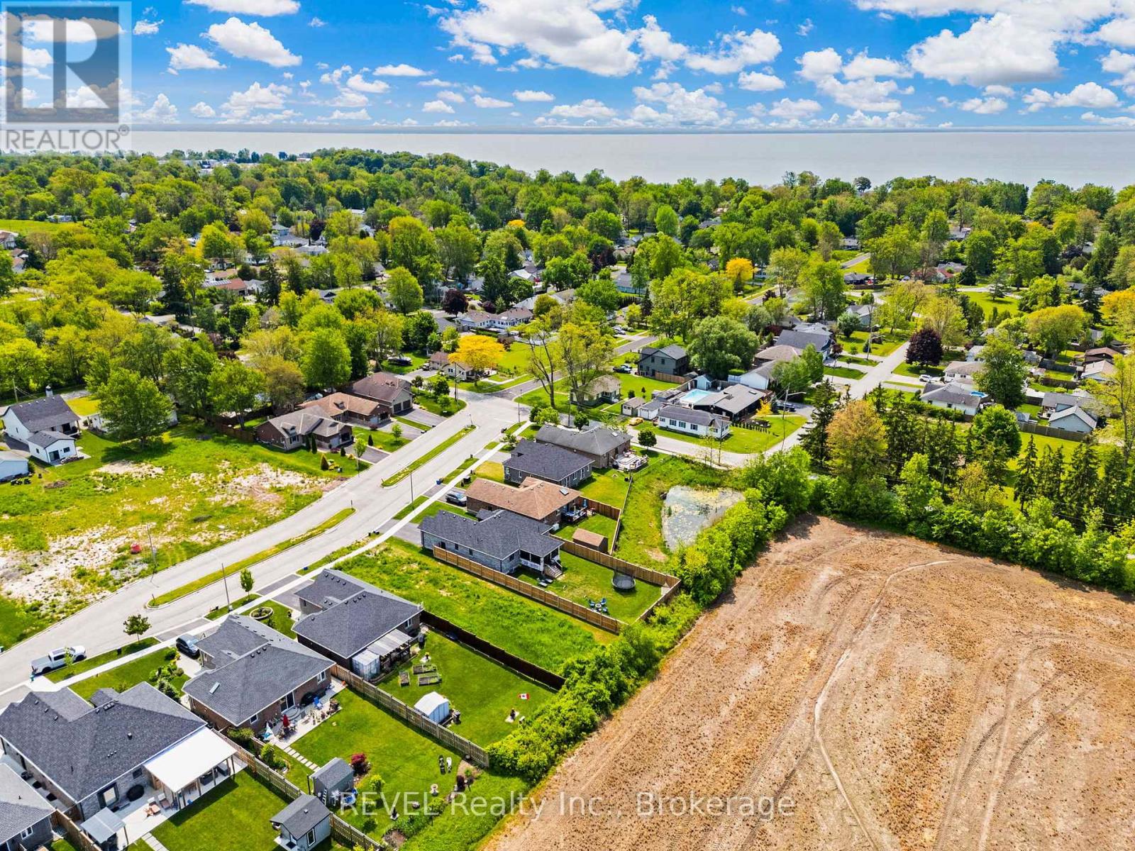 181 Hetram Court, Fort Erie, Ontario  L0S 1B0 - Photo 46 - X12243659