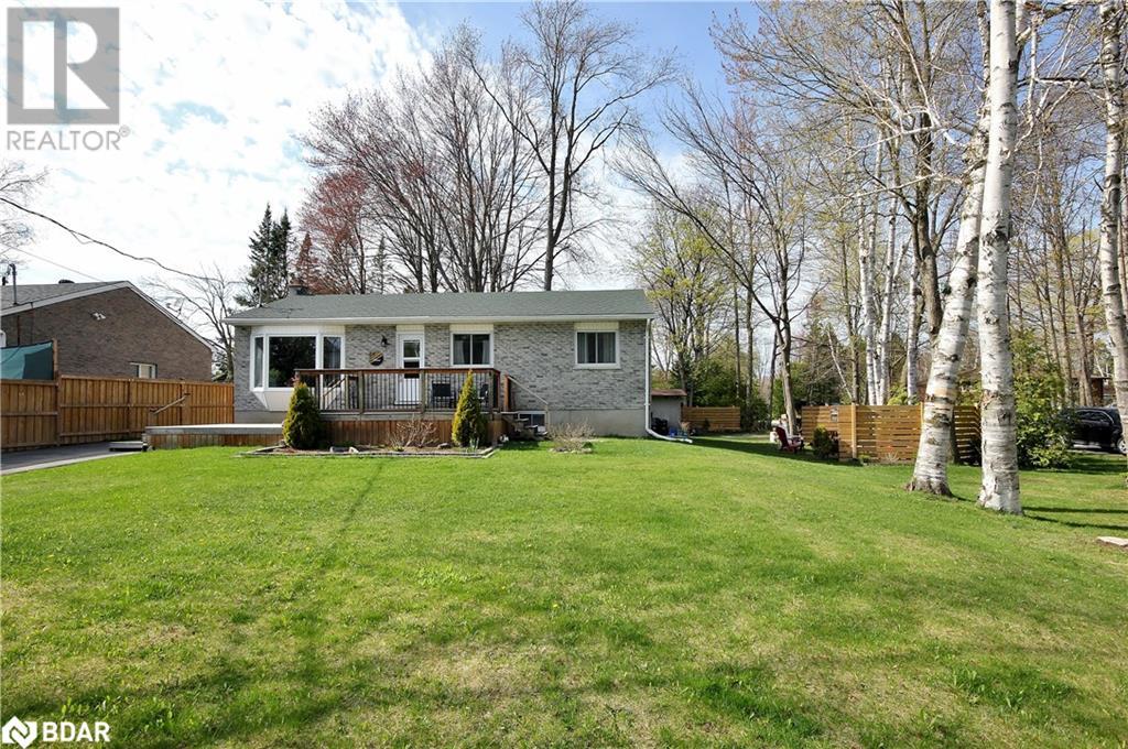 Property at 700 JAMES Street image 3