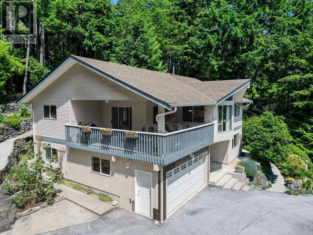 Property at 5549 SANS SOUCI ROAD image 3