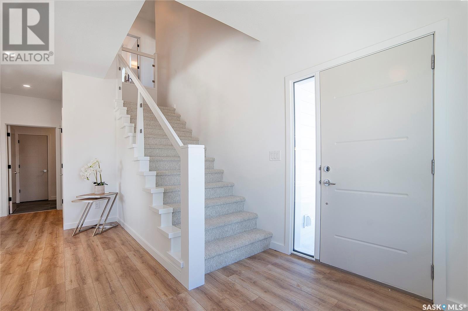 Property at 131 Kenaschuk CRESCENT image 3
