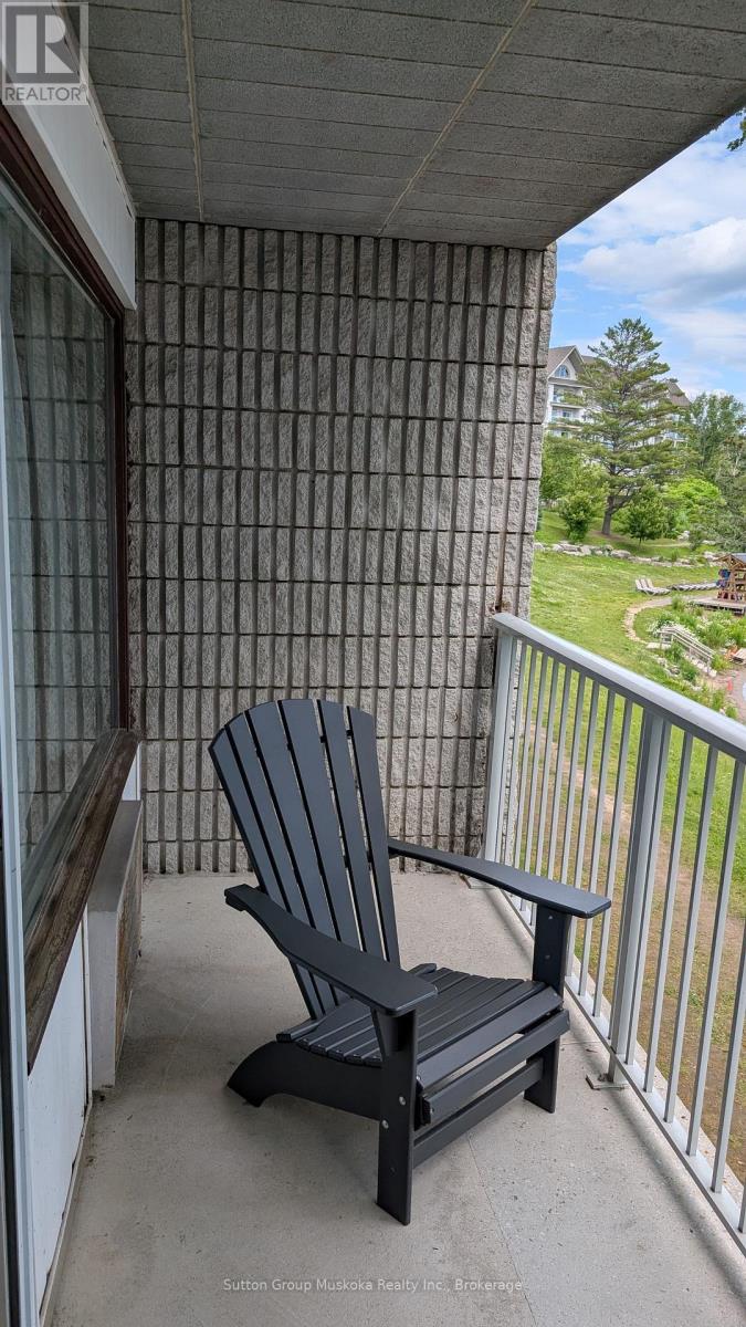 215 Bayshore - 1235 Deerhurst Drive, Huntsville, Ontario  P1H 2E8 - Photo 3 - X12195423