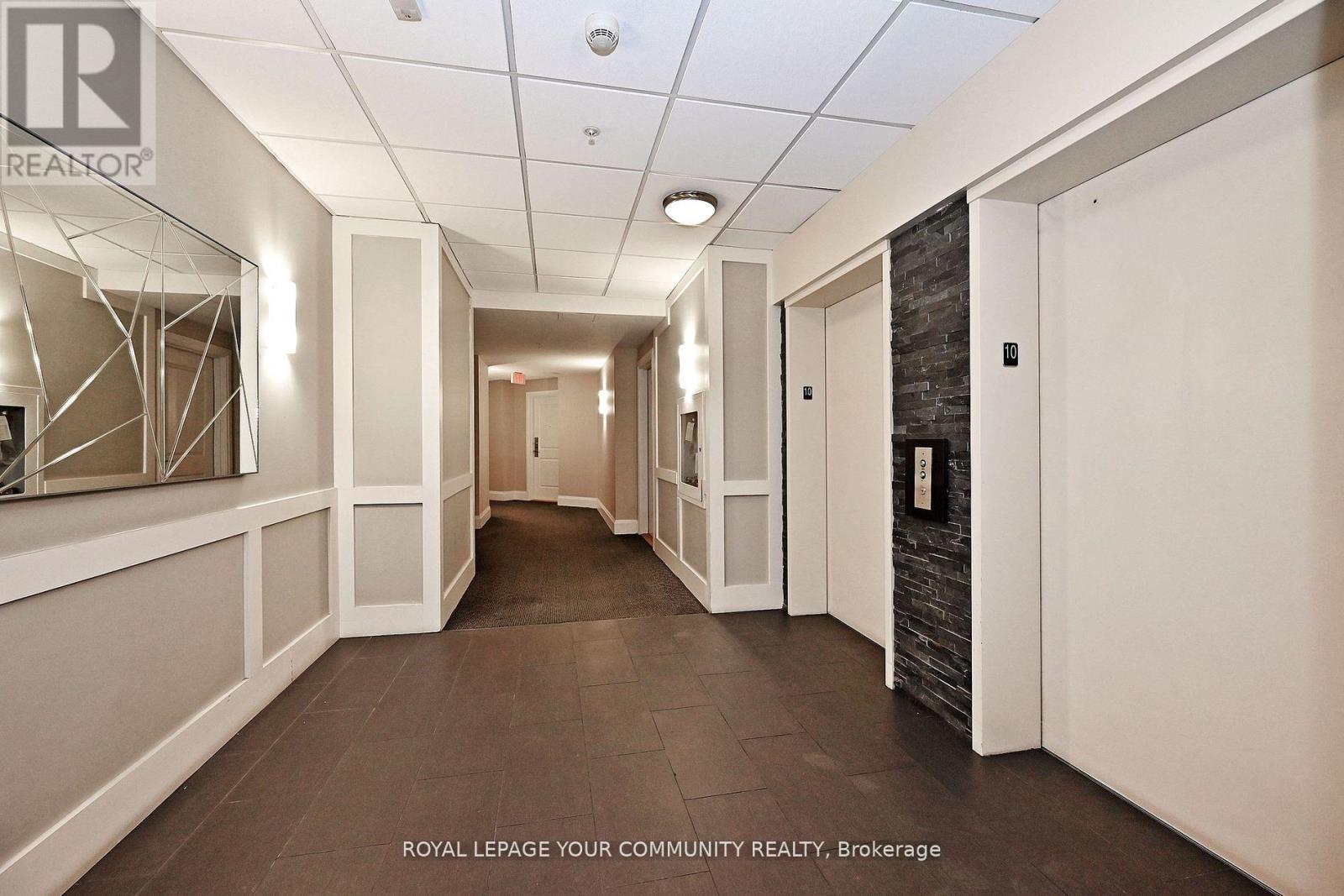 Property at 1018 - 12 WOODSTREAM BOULEVARD image 5