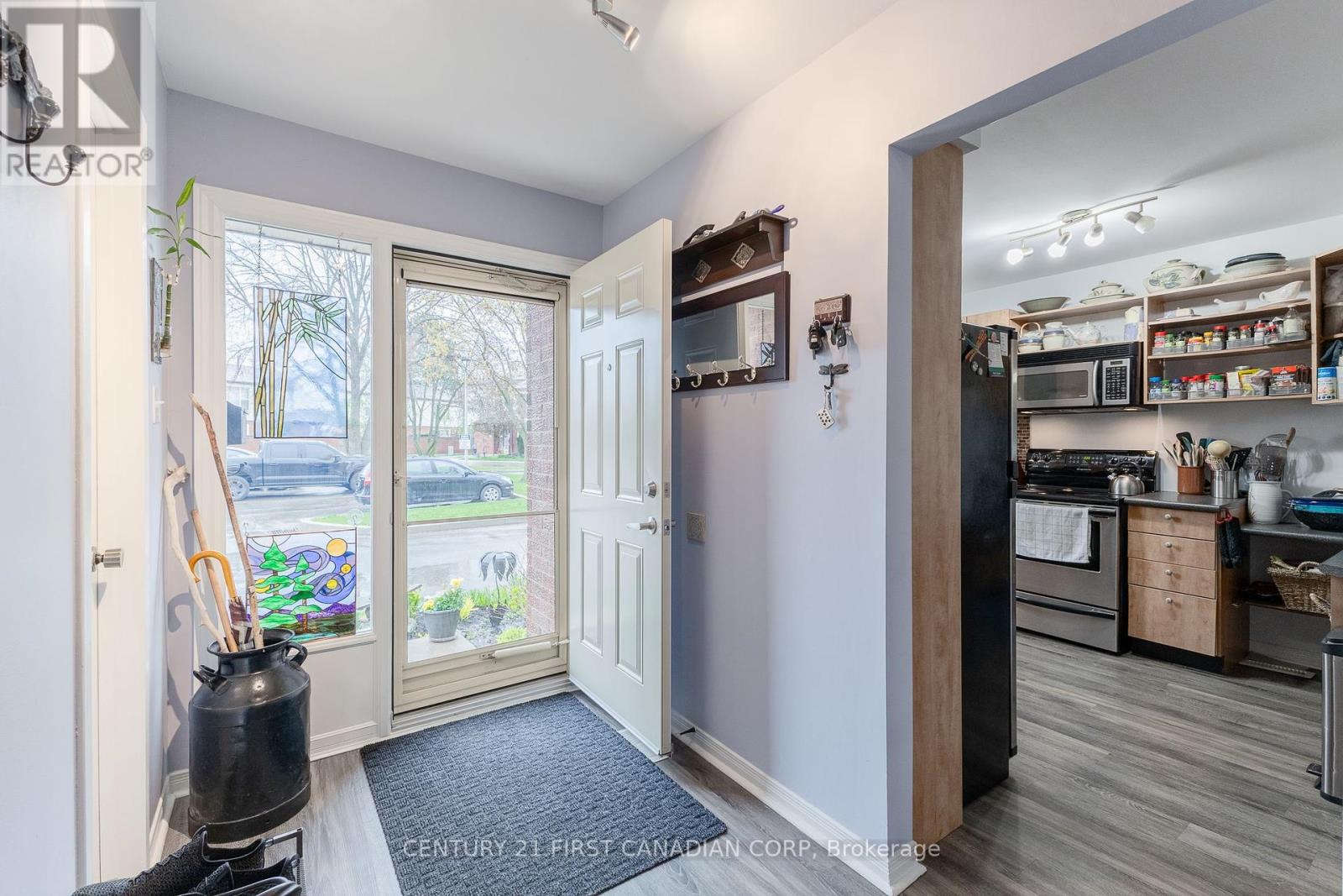 Property at 22 - 770 FANSHAWE PARK ROAD E image 3