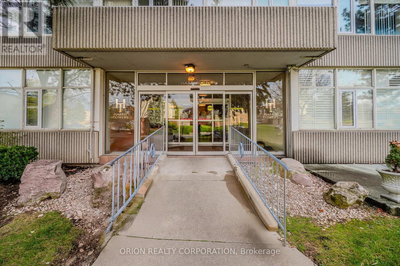 Property at 104 - 30 HARRISFORD STREET image 1