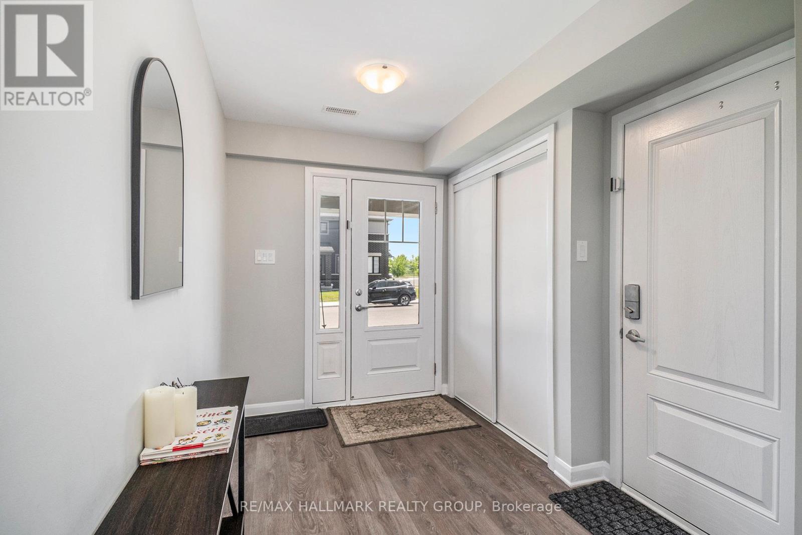 Property at 328 SHEPPERTON STREET image 5