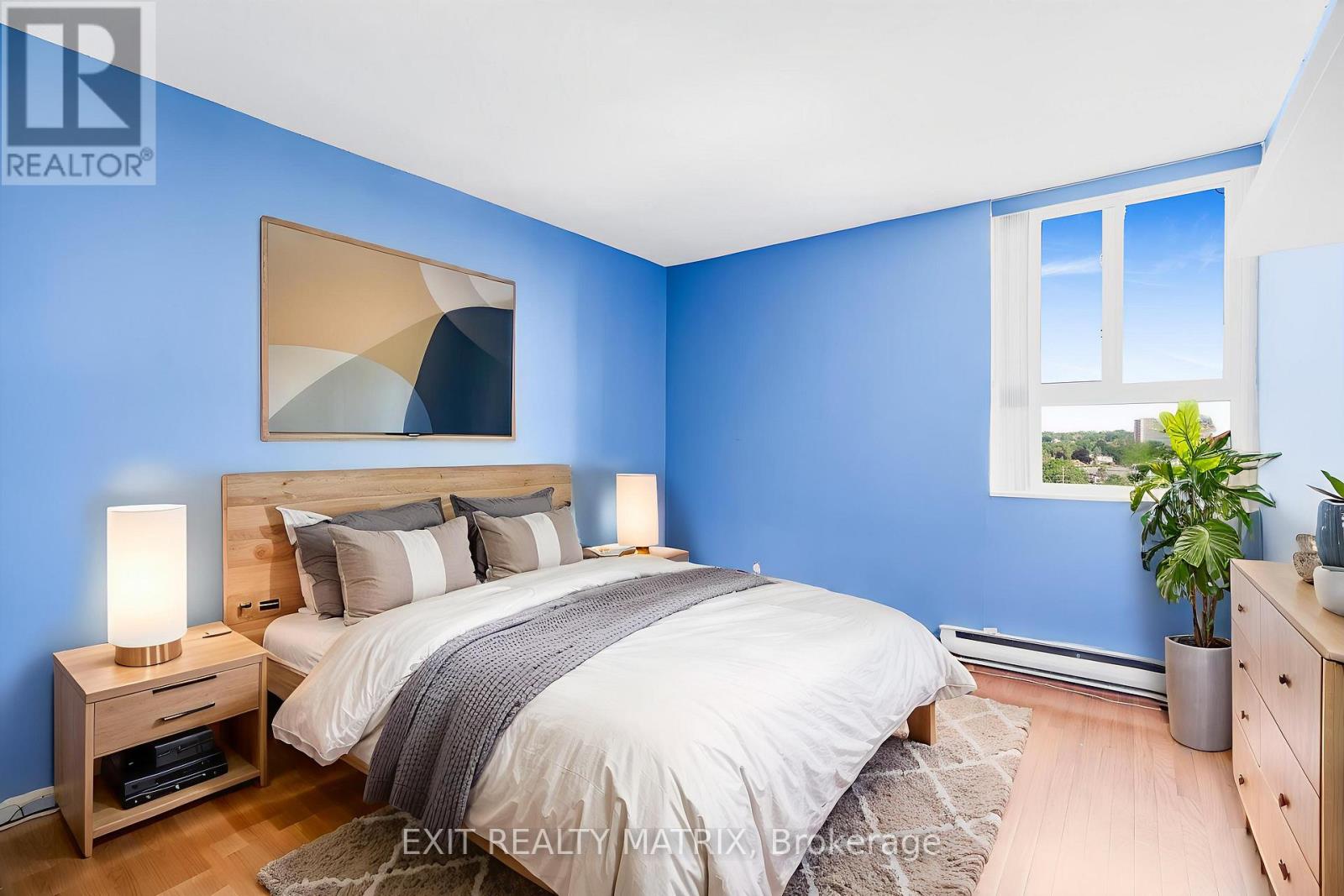 1005 - 2000 Jasmine Crescent, Ottawa, Ontario  K1J 8K4 - Photo 15 - X12243756