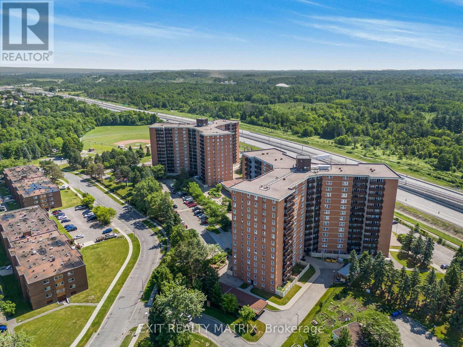1005 - 2000 Jasmine Crescent, Ottawa, Ontario  K1J 8K4 - Photo 22 - X12243756