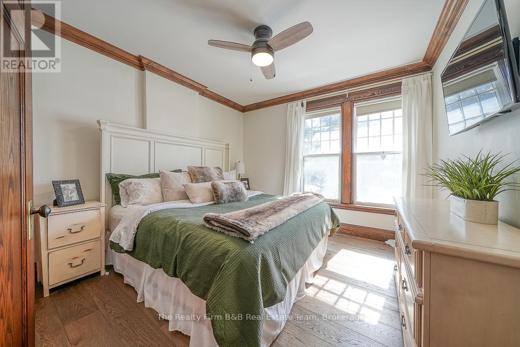 285 Ingersoll Avenue, Woodstock, Ontario  N4S 4W8 - Photo 27 - X12243731