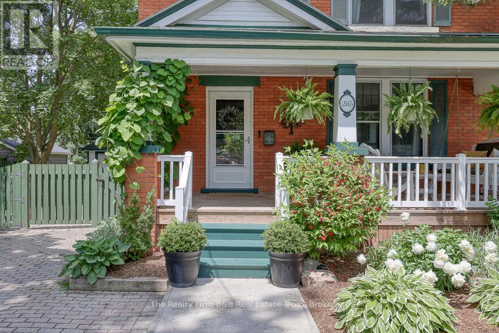 285 Ingersoll Avenue, Woodstock, Ontario  N4S 4W8 - Photo 4 - X12243731
