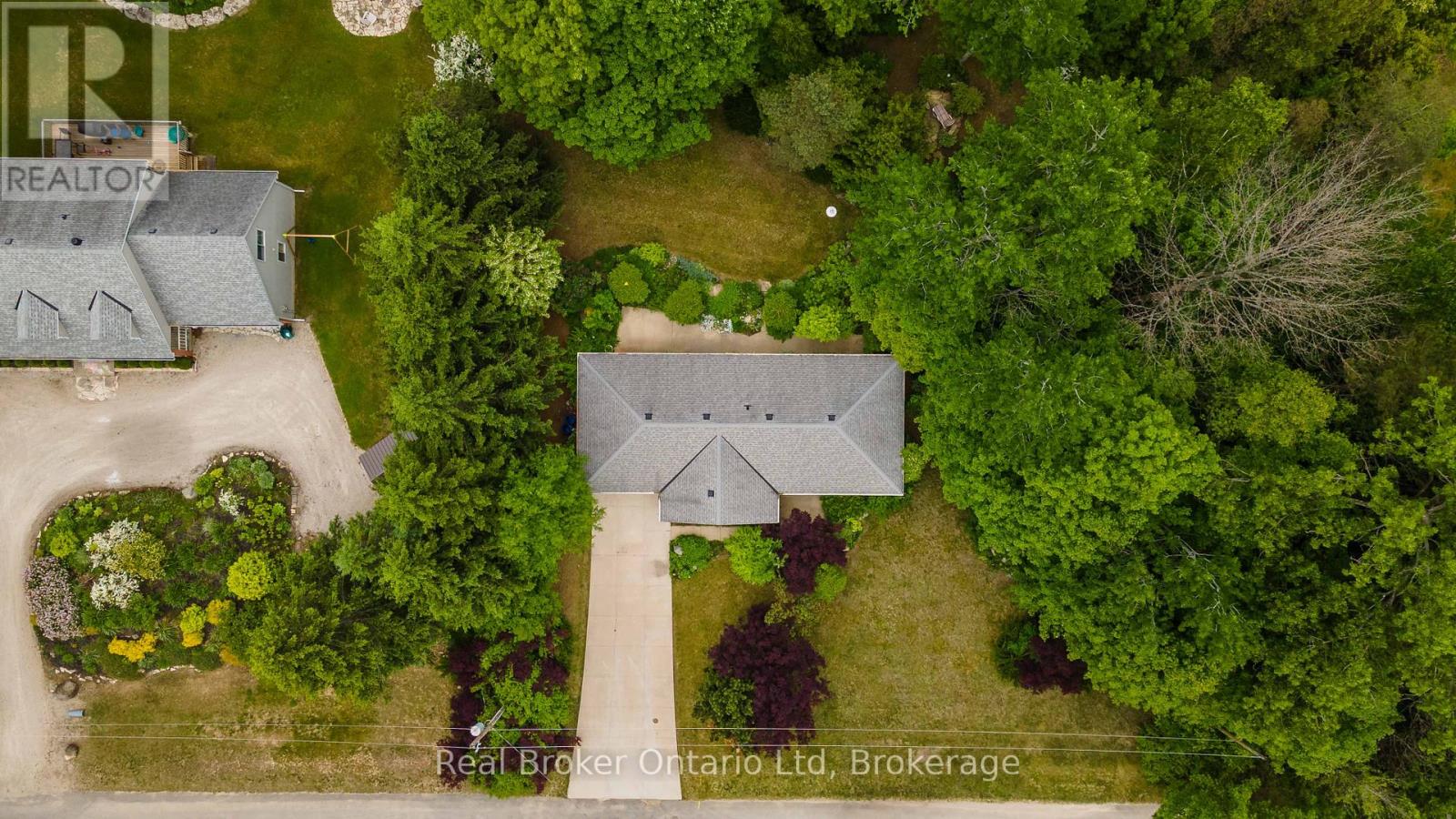 19 Sandy Pines Trail E, South Bruce Peninsula, Ontario  N0H 2G0 - Photo 29 - X12243697
