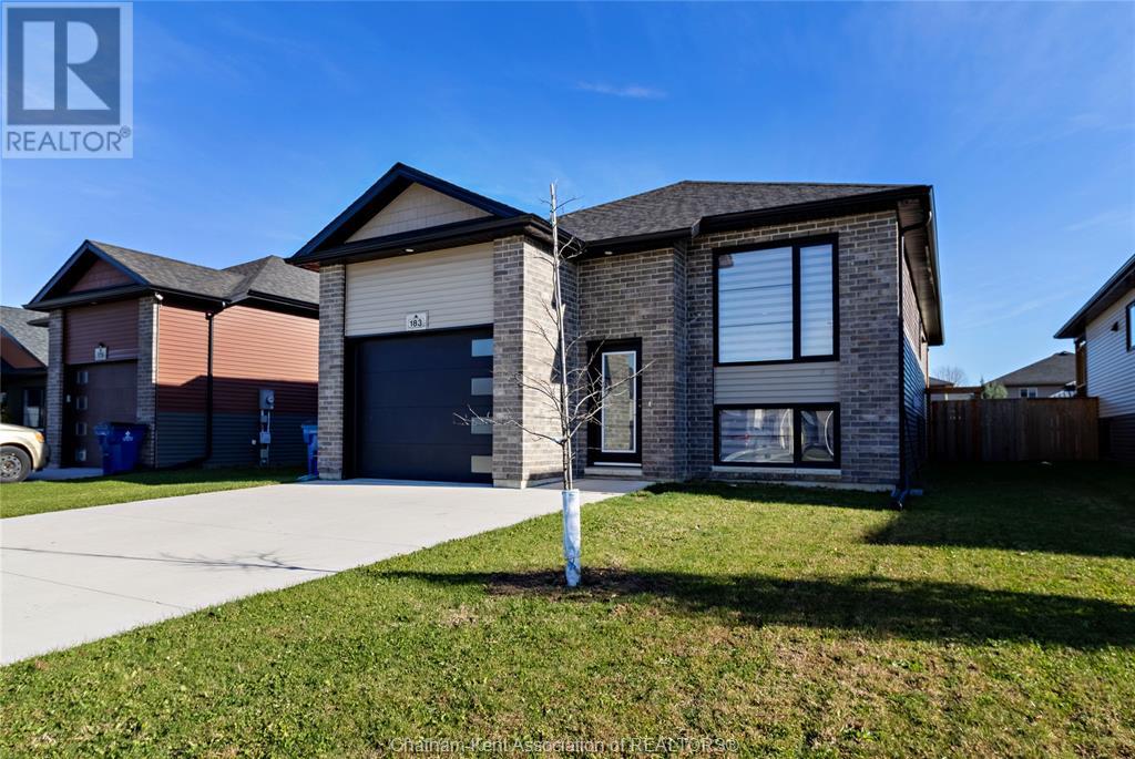 Property at 183 Moonstone CRESCENT image 2