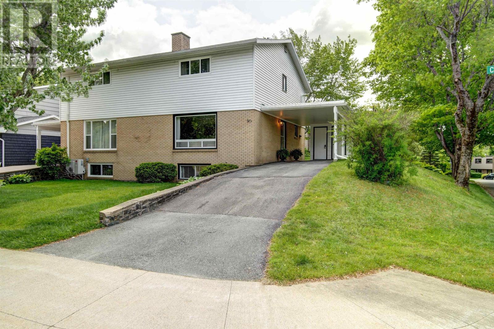 Property at 90 Clayton Park Drive image 1