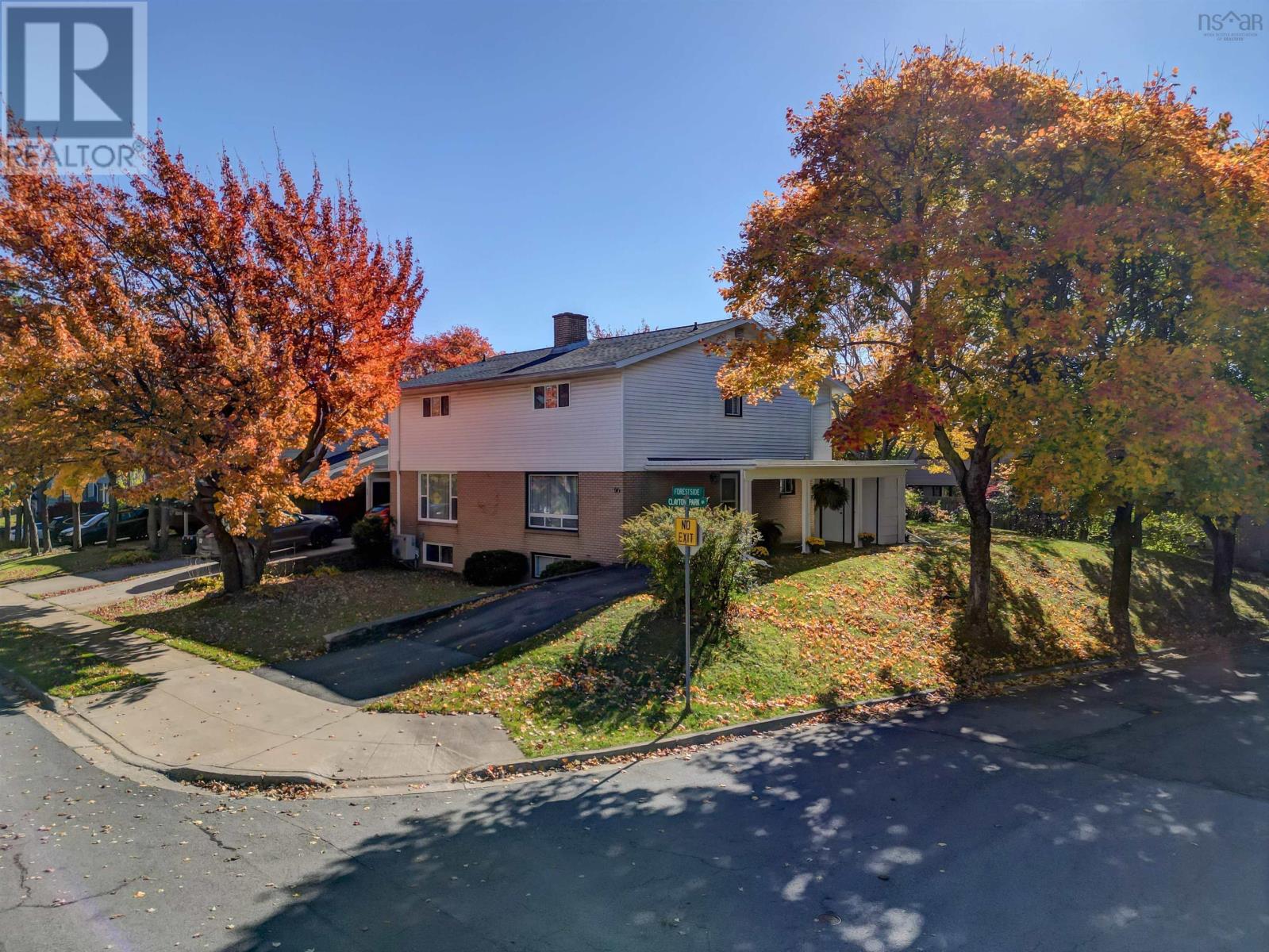 Property at 90 Clayton Park Drive image 2