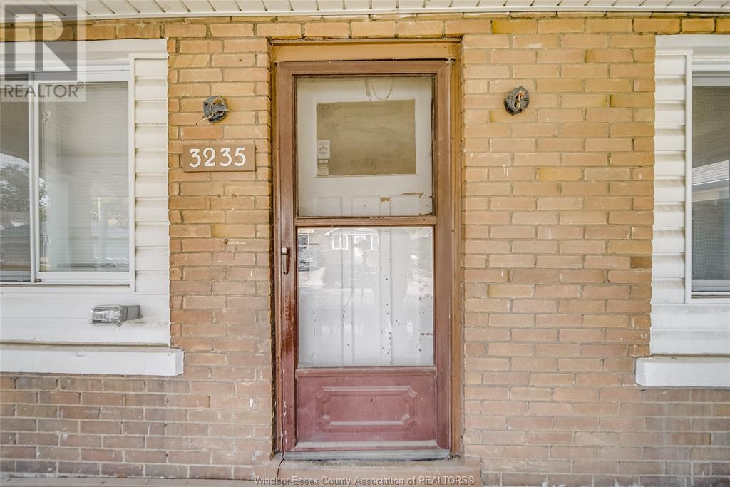 Property at 3235 MILLEN STREET image 4