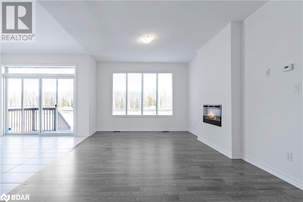 Property at 220 RAMBLEWOOD Drive image 4
