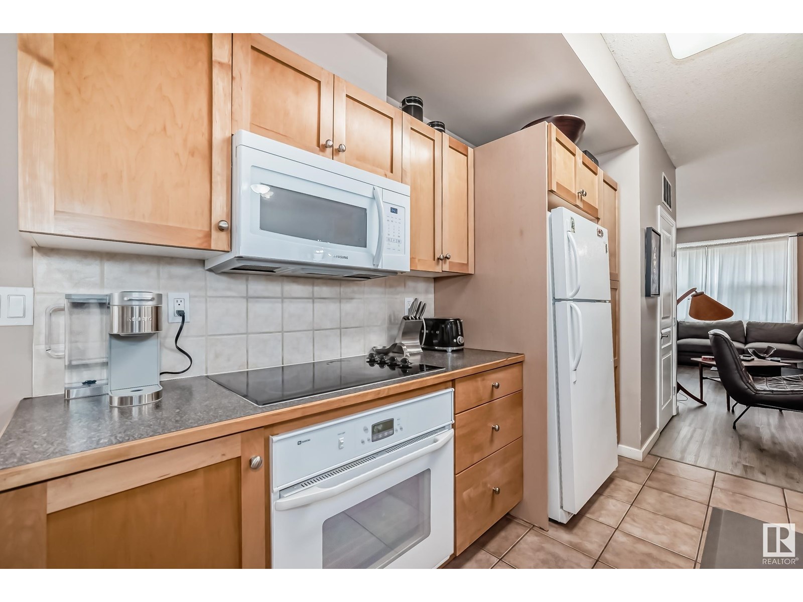 #101 8619 111 St Nw, Edmonton, Alberta  T6G 1H8 - Photo 10 - E4444160