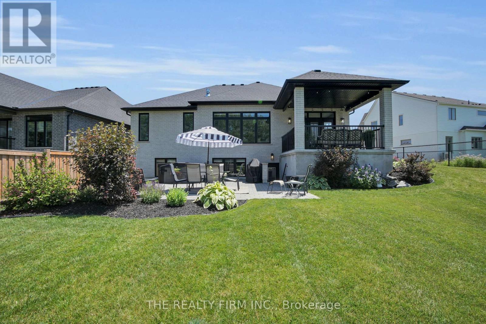 Property at 2146 LINKWAY BOULEVARD image 2