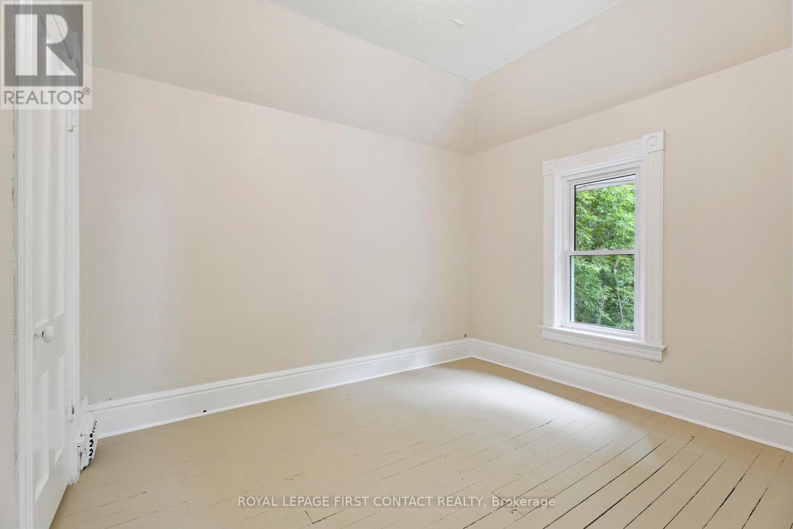 55 Burton Avenue, Barrie, Ontario  L4N 2R5 - Photo 20 - S12243707